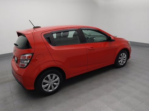 Used 2020 Chevrolet Sonic LT FWD image 10