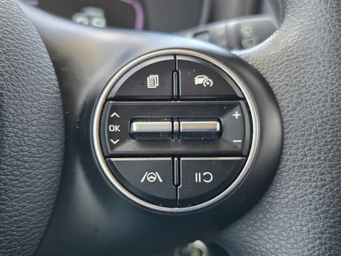 Used 2023 Kia Soul LX w/ Option Group 015 FWD image 22