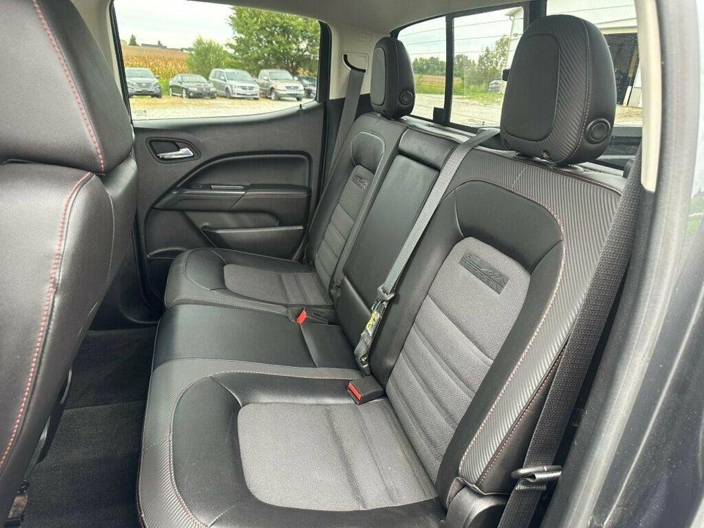 Used 2016 GMC Canyon SLE w/ All Terrain Package AWD/4WD image 10
