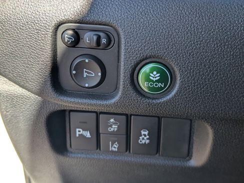 Used 2021 Honda Pilot Black Edition image 32