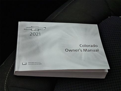 Used 2021 Chevrolet Colorado LT w/ LT Convenience Package image 23