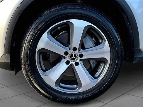 Used 2020 Mercedes-Benz GLC 300 image 10