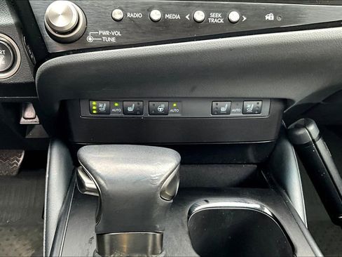 Used 2024 Lexus ES 350 w/ Premium Package FWD image 48