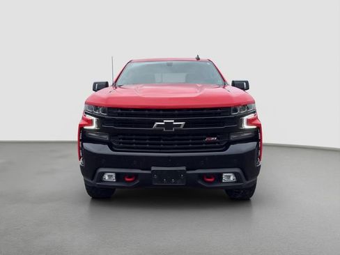 Used 2021 Chevrolet Silverado 1500 LT Trail Boss w/ Convenience Package II AWD/4WD image 2