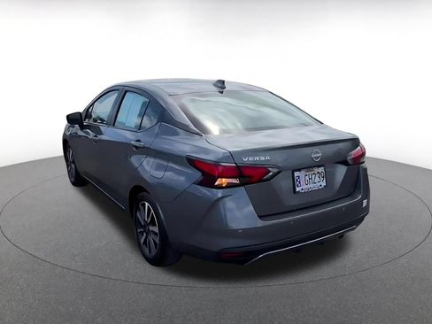 Used 2025 Nissan Versa SV FWD image 10