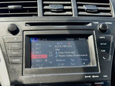 Used 2014 Toyota Prius V Three FWD image 16