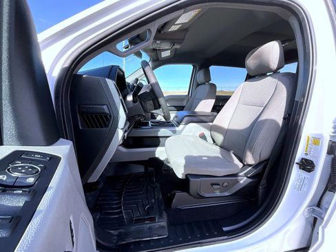 Used 2021 Ford F350 XLT w/ XLT Premium Package image 10