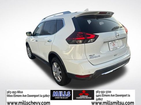 Used 2019 Nissan Rogue SV AWD/4WD image 3
