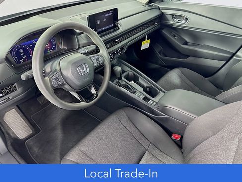 Used 2025 Honda Accord SE image 12