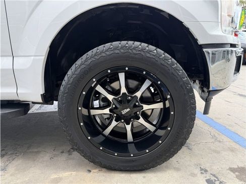 Used 2018 Ford F150 XLT RWD image 9