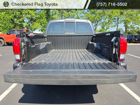 Used 2019 Toyota Tacoma SR w/ SR Convenience Package RWD image 7