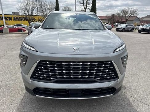 New 2026 Buick Enclave Avenir w/ Super Cruise Package image 9