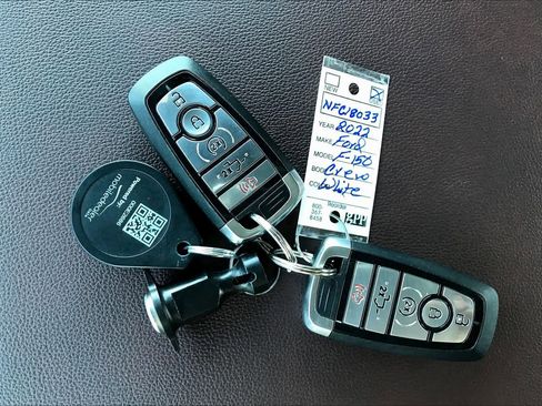 Used 2022 Ford F150 Lariat w/ Equipment Group 502A High image 13