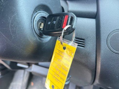 Used 2018 Honda Fit LX image 27