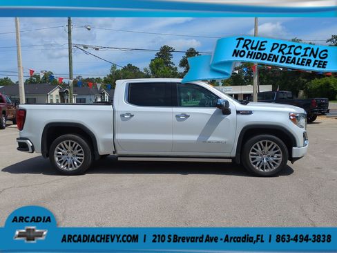 Used 2019 GMC Sierra 1500 Denali w/ Denali Ultimate Package AWD/4WD image 3