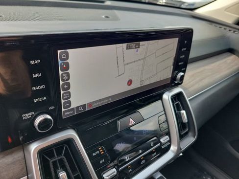 Used 2023 Kia Sorento EX w/ Panoramic Sunroof Package image 20