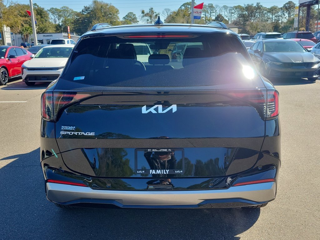 New 2026 Kia Sportage SX FWD image 5