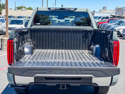 Used 2024 Toyota Tundra Limited AWD/4WD image 25