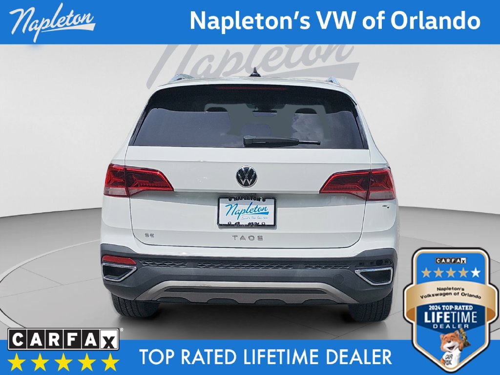Used 2023 Volkswagen Taos SE FWD image 4