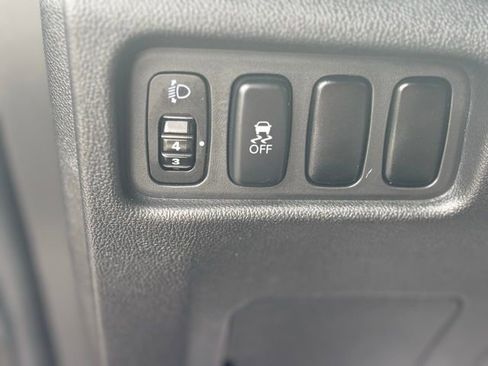 Used 2015 Mitsubishi Outlander Sport SE image 18