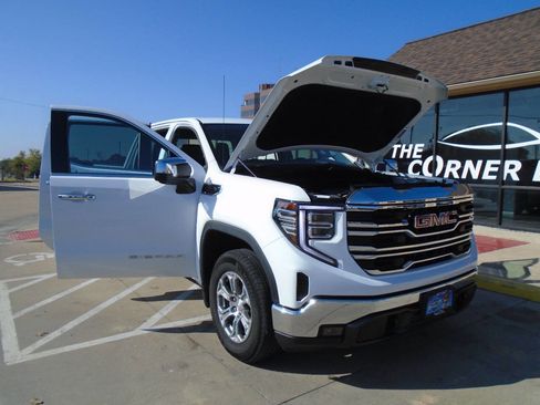 Used 2025 GMC Sierra 1500 SLT image 20