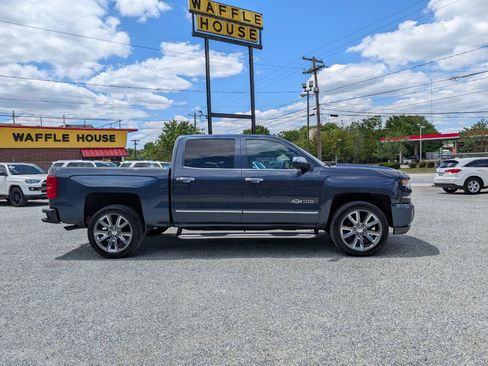 Used 2018 Chevrolet Silverado 1500 LTZ Z71 w/ Centennial Edition AWD/4WD image 5