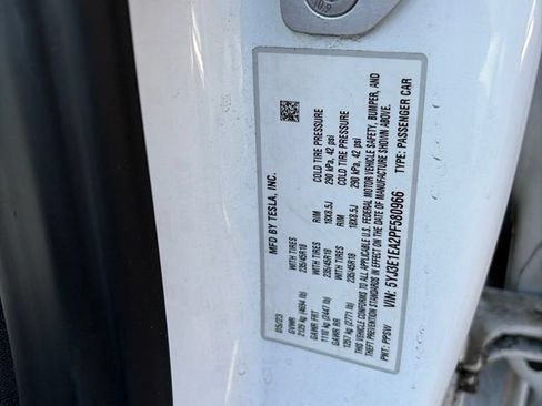 Used 2023 Tesla Model 3 Standard Range RWD image 10