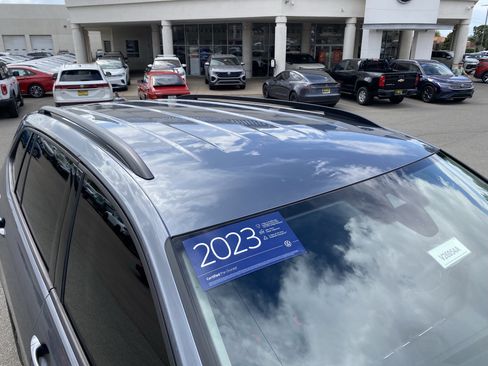 Certified 2023 Volkswagen Tiguan S FWD image 25