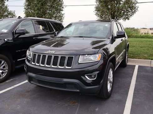 Used 2015 Jeep Grand Cherokee Laredo w/ Quick Order Package 23E AWD/4WD image 1