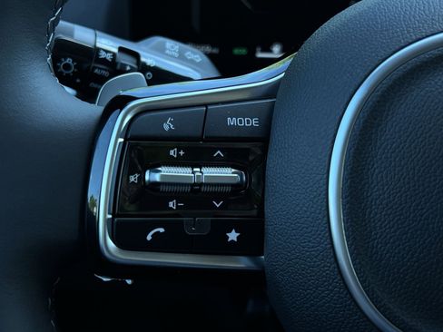 New 2026 Kia Carnival SX Prestige FWD image 25