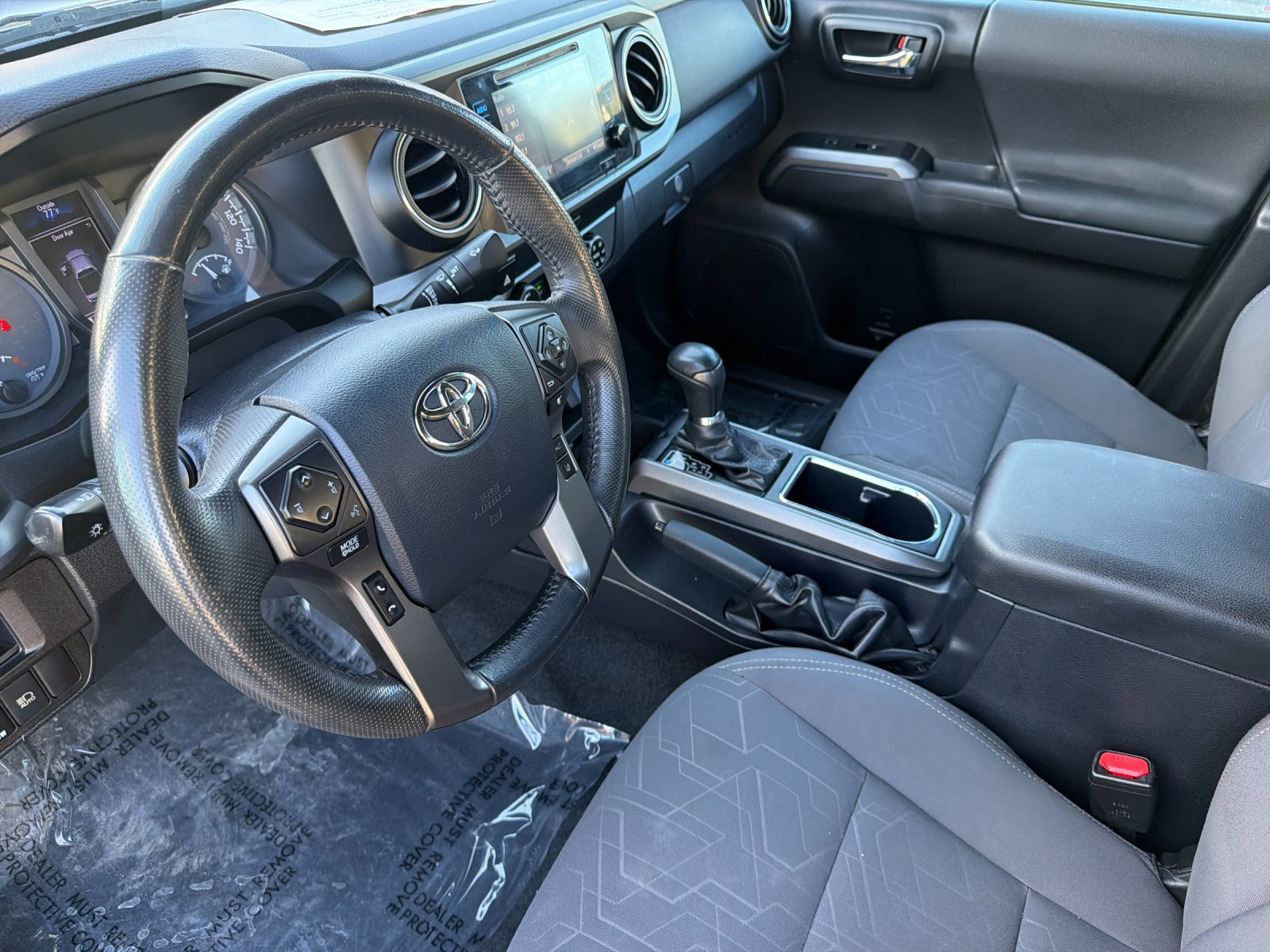 Used 2019 Toyota Tacoma TRD Sport w/ Technology Package RWD image 9