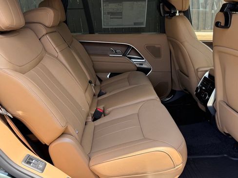 New 2026 Land Rover Range Rover Long Wheelbase SE AWD/4WD image 32