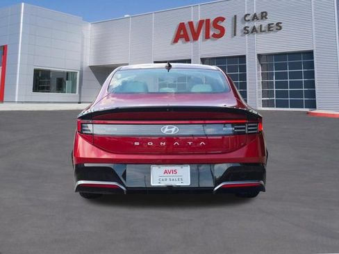 Used 2025 Hyundai Sonata SEL FWD image 7
