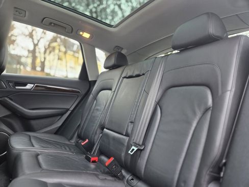 Used 2016 Audi Q5 2.0T Premium Plus w/ Technology Package image 24