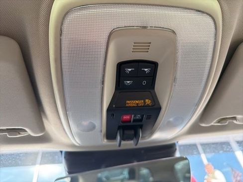 Used 2016 Volvo XC60 T5 Platinum image 25