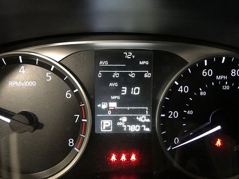Used 2022 Nissan Kicks S FWD image 23