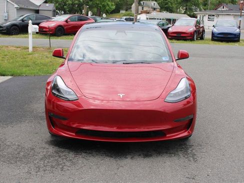 Used 2023 Tesla Model 3 Standard Range RWD image 2