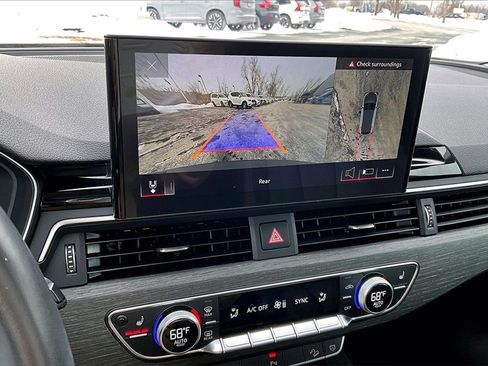 Used 2021 Audi A4 2.0T allroad Premium Plus w/ Premium Plus Package image 14