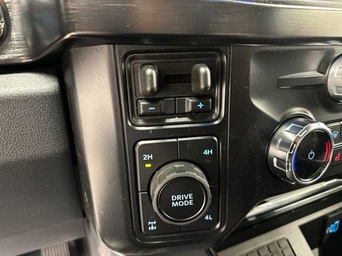 New 2026 Ford F350 Lariat w/ Black Appearance Package image 28