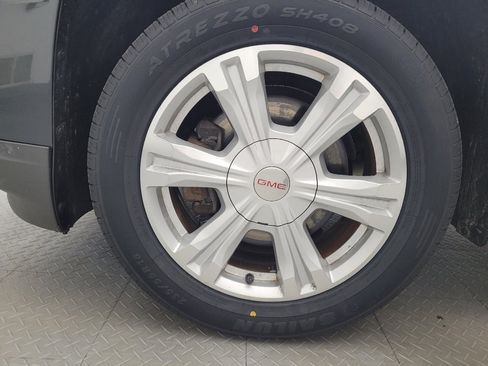 Used 2017 GMC Terrain SLE FWD image 31