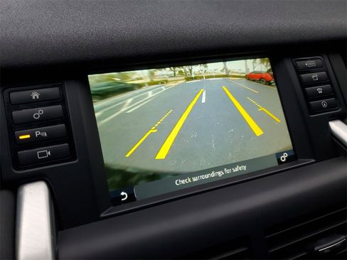 Used 2017 Land Rover Discovery Sport HSE image 26