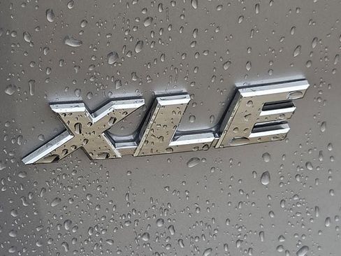 Used 2023 Toyota RAV4 XLE w/ Convenience Package FWD image 11