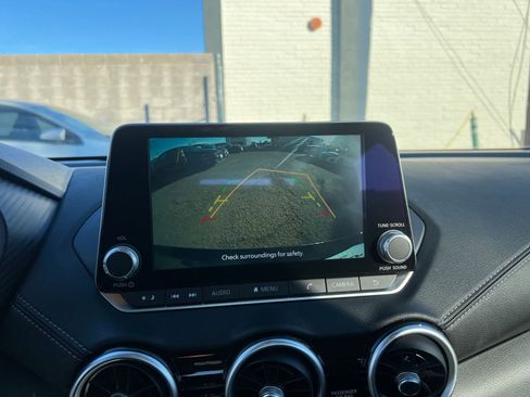 Used 2025 Nissan Sentra SV image 17