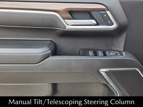 Used 2025 Chevrolet Silverado 1500 LT image 33