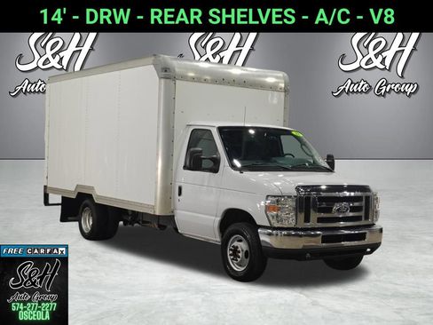 Used 2018 Ford E-350 and Econoline 350 Super Duty w/ Power Windows & Locks Group image 1