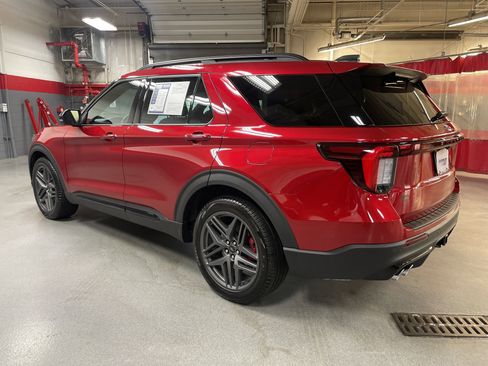 Used 2026 Ford Explorer ST w/ Sun And Sound Package AWD/4WD image 8