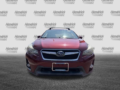 Used 2017 Subaru Crosstrek 2.0i Premium w/ Moonroof Package AWD/4WD image 3