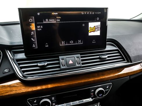 Used 2022 Audi Q5 2.0T Premium w/ Convenience Package image 20