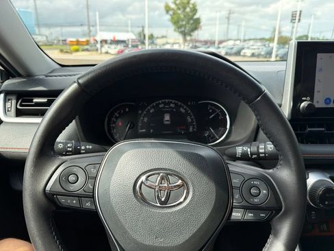 Used 2024 Toyota RAV4 Adventure AWD/4WD image 18