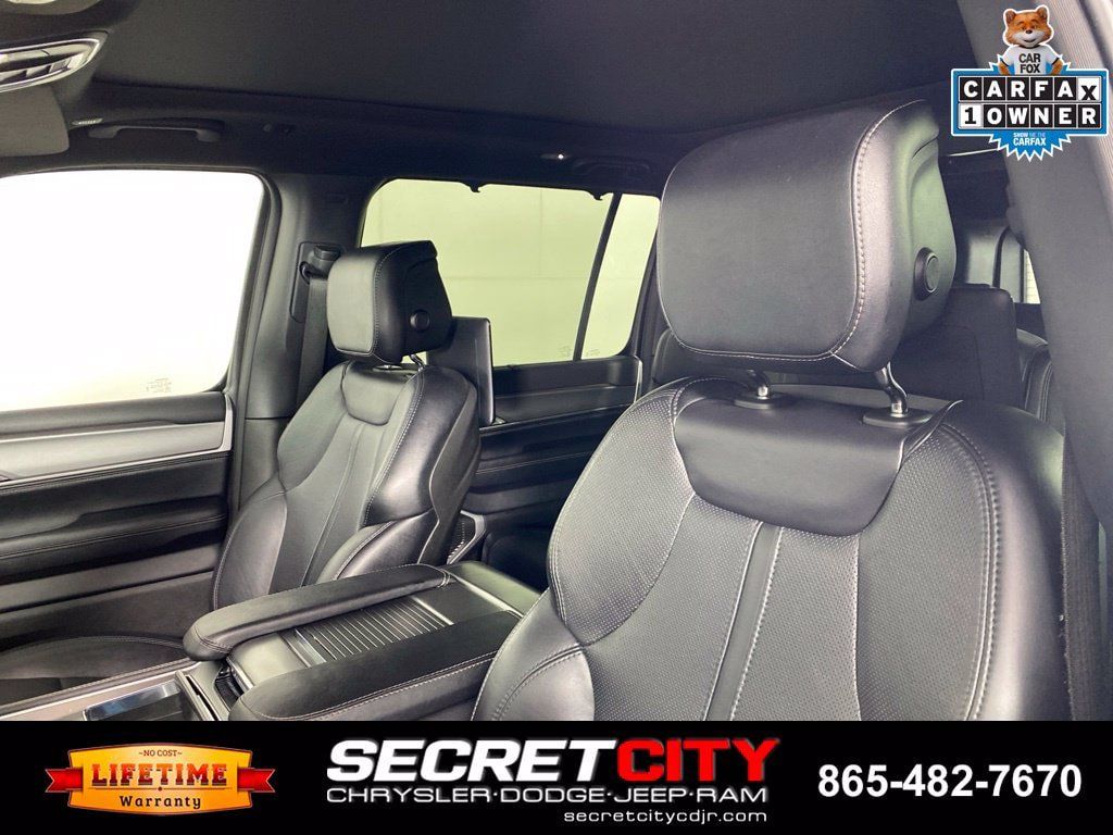 Used 2025 Jeep Wagoneer Series II w/ Convenience Group I AWD/4WD image 10